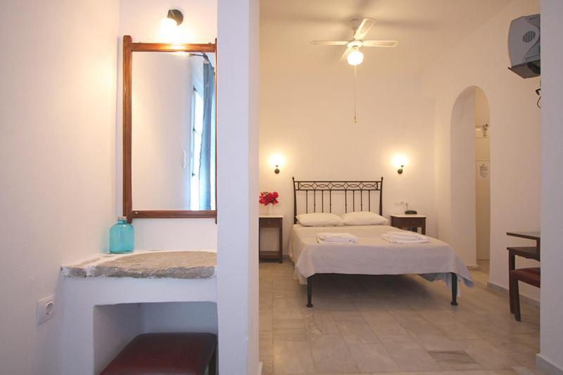 Panorama Hotel Naxos City Room photo